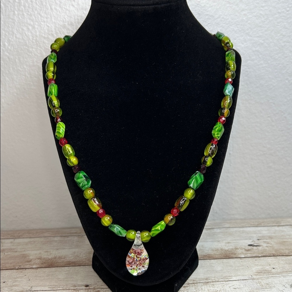 Handmade Green and Red Glass Beaded Necklace with Teardrop Pendant and 925 Clasp